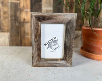 SHIPS TODAY - 4x6 Picture Frame in Rustic Natural Reclaimed Cedar - In Stock - Unique Rustic Picture Frame 4 x 6