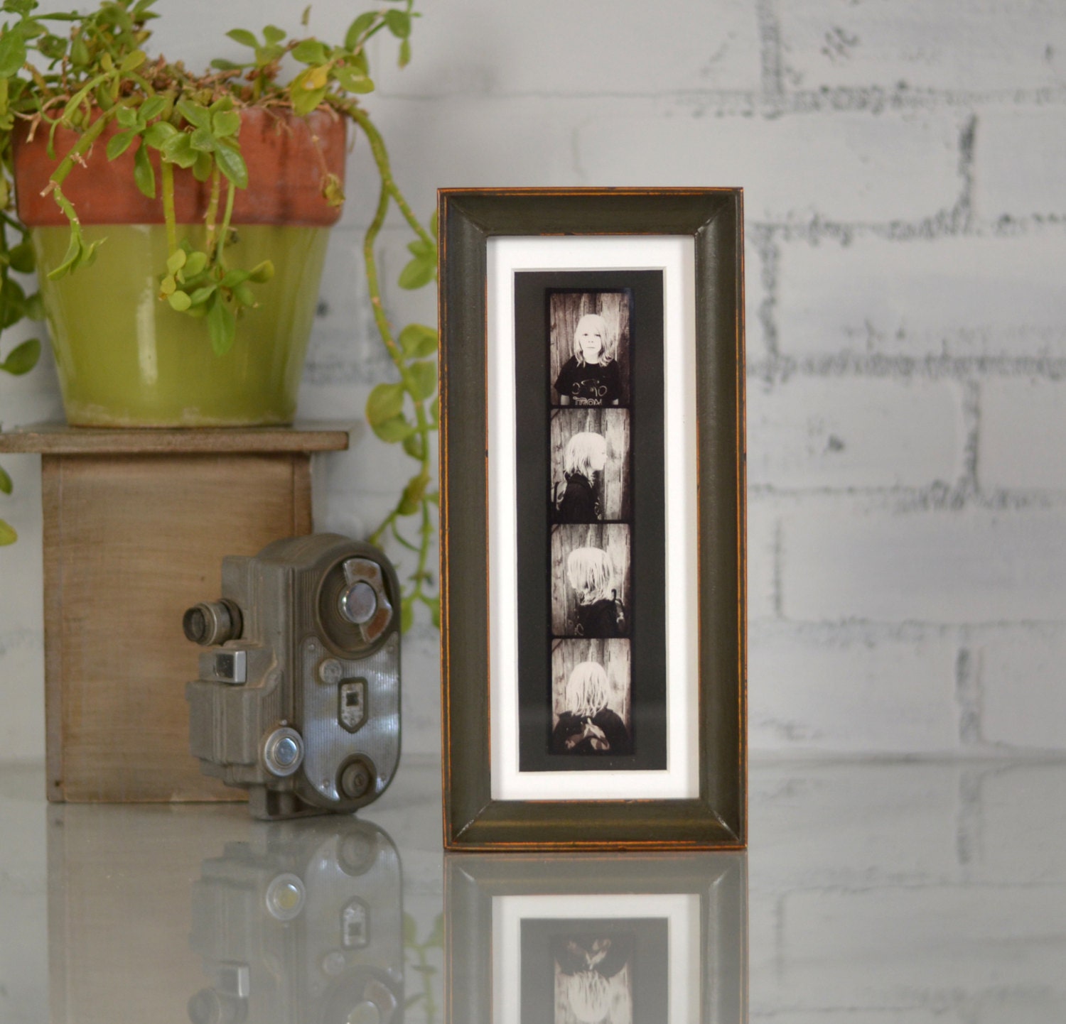 4x10 Picture Frame for PHOTO BOOTH STRIP in Foxy Cove Style and Color