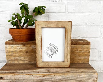 SHIPS TODAY - 4x6 Picture Frame - 1x1 Flat Style on Oak with Vintage White Wash Finish - In Stock - 4 x 6 Photo Frame Rustic White