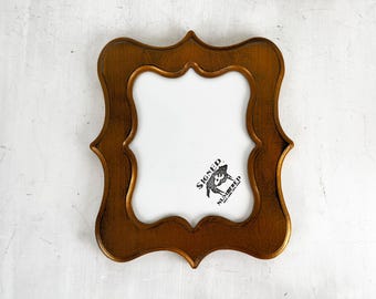 SHIPS TODAY 8x10 Scalloped Opening Picture Frame in Vintage Black under Roman Gold Finish Solid Poplar Wood Photo Frame Decorative In Stock