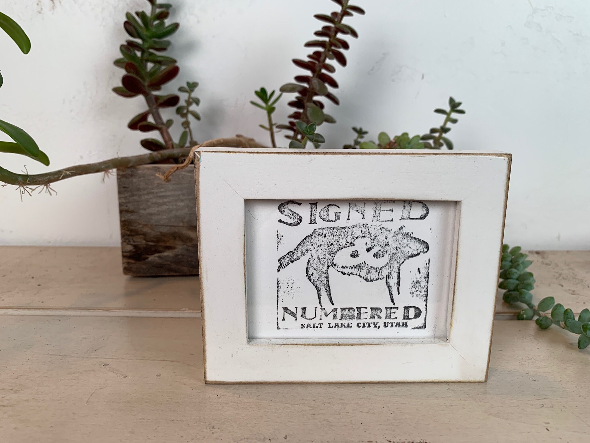 2 5x3 5 Wallet Photo Picture Frame In Peewee Style With Vintage White Finish In Stock Same Day Shipping Wallet Size Picture Frame 2 5x3 5 Wallet Photo Picture Frame In Peewee Style With Vintage White Finish In Stock Same Day Shipping Wallet Size Picture Frame