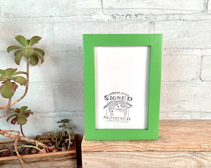 4x6" Picture Frame - SHIPS TODAY - in PeeWee Style with Solid Green Pear Finish - In Stock - Gallery Frame 4 x 6 inches Green