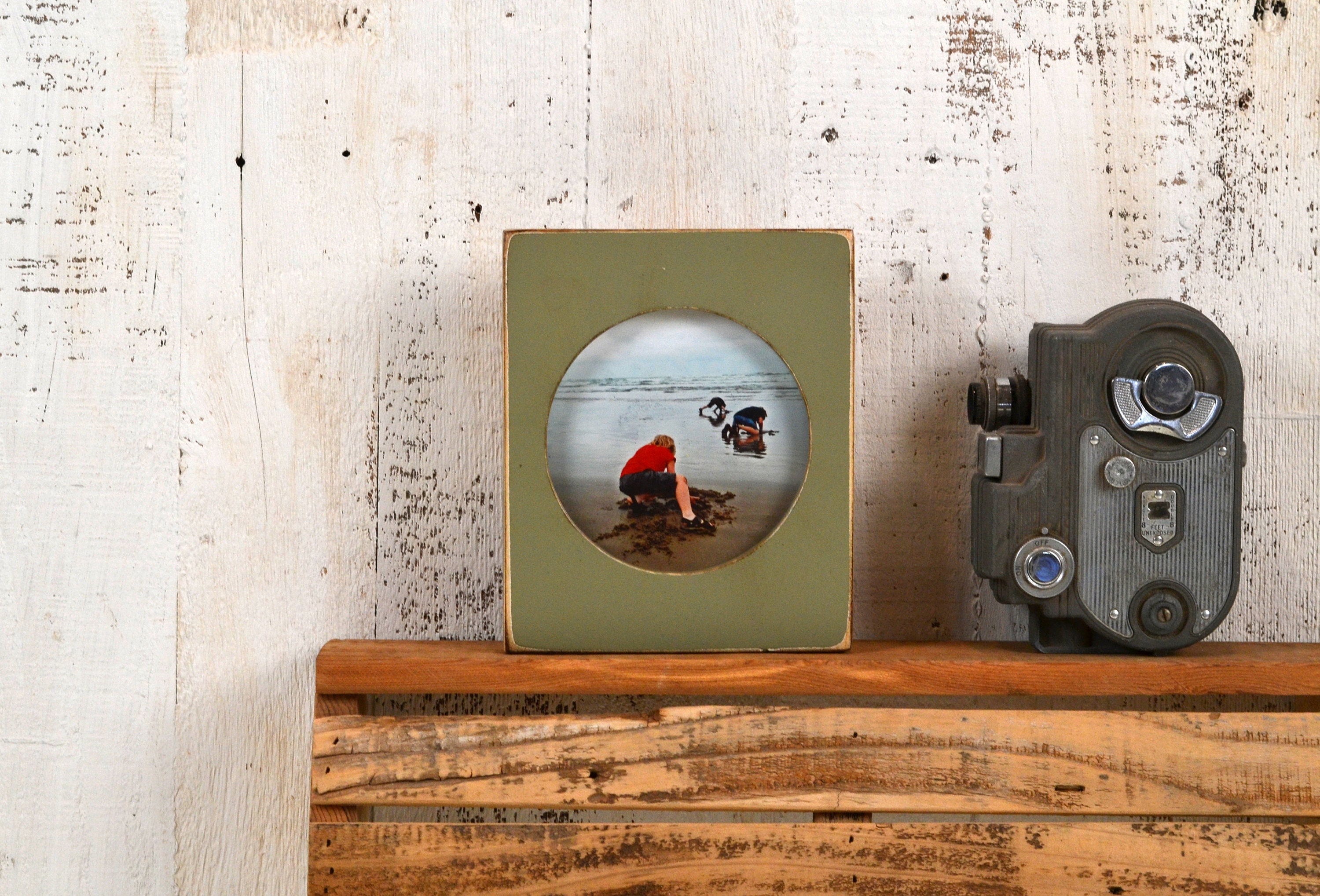 4x4 Pine Circle Opening Picture Frame With Vintage Old Green Finish 4 Inch Circle Round Picture Frame Gallery Photo