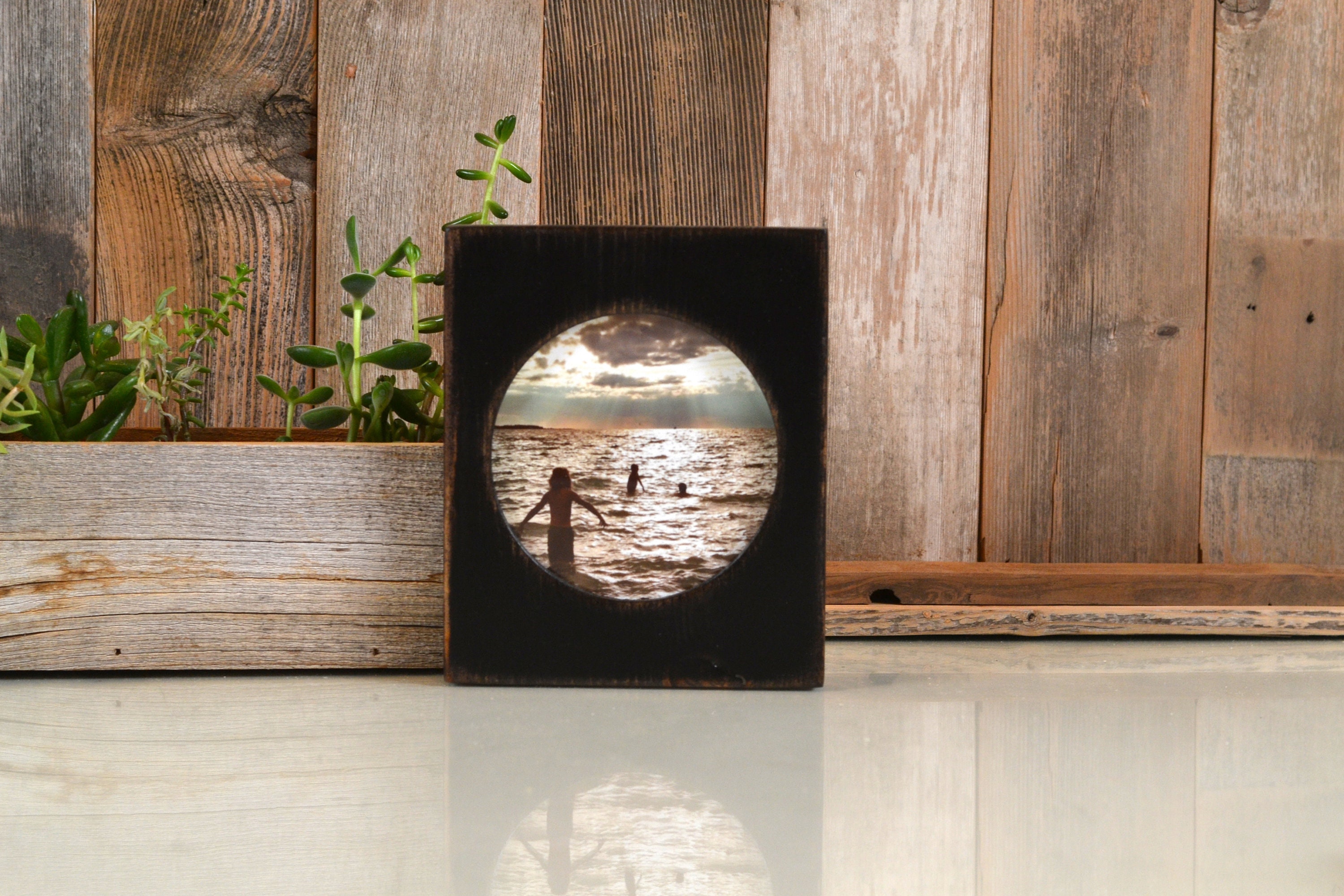 4x4 Pine Circle Opening Picture Frame In Vintage Black Stock 4 Inch Circle Round Picture Frame Black Gallery Photo