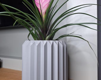 Modern grey plant pot. 3d printed ribbed design planter.