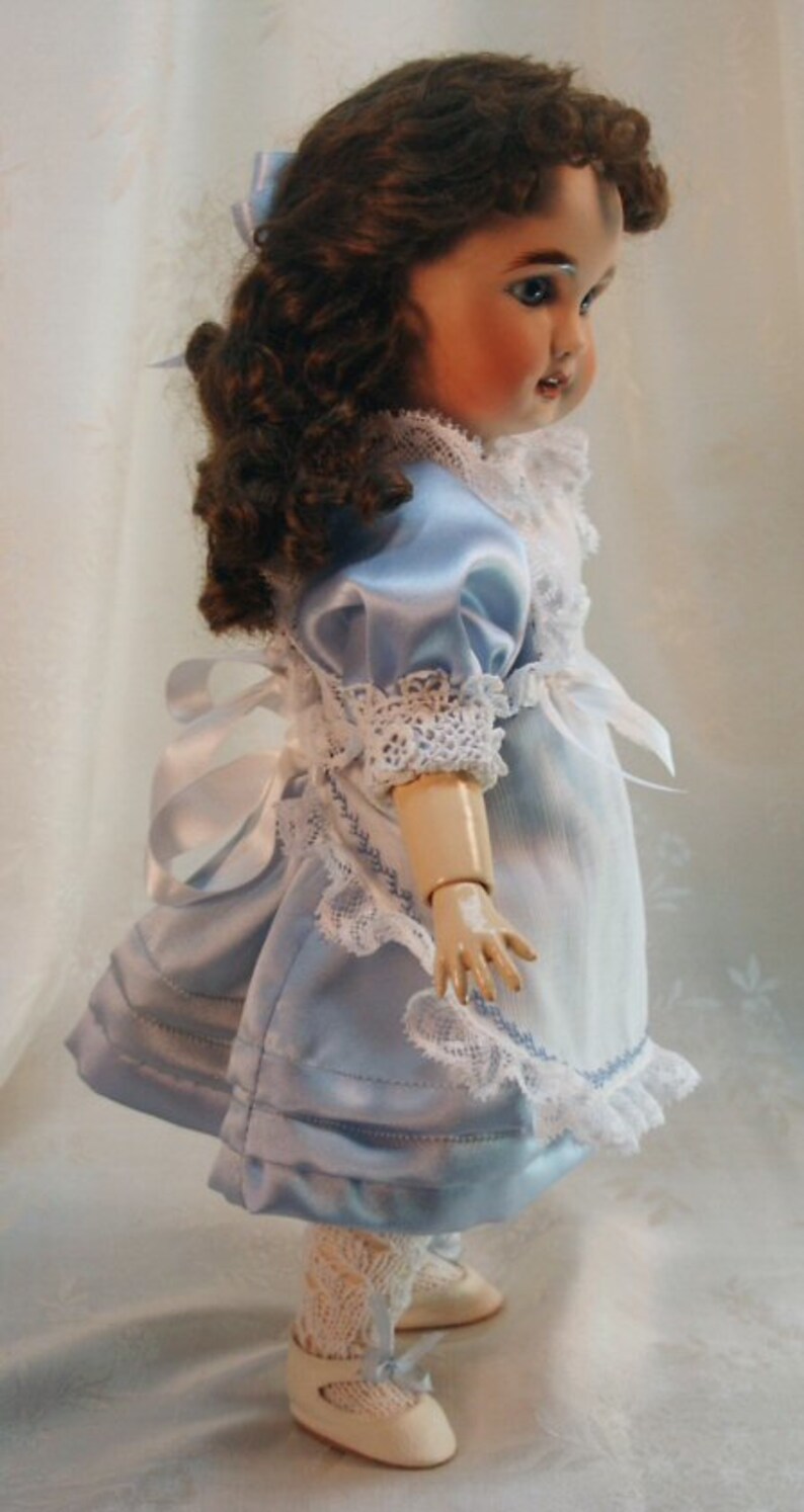 Tablier Pour Poupée Bleuette Gautier Languereau - France (occasion)