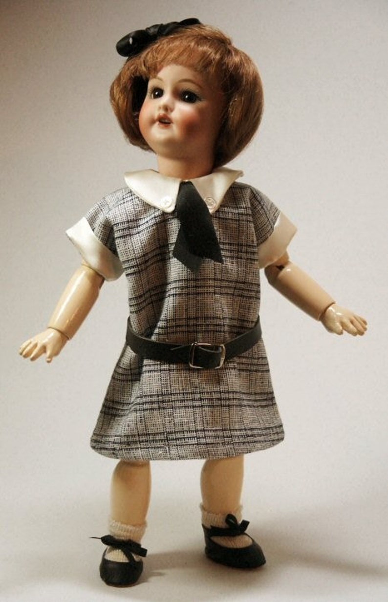ECOLIERE Bleuette pattern for doll clothing iconic little schoolgirl dress Gautier Languereau 1927 style image 1