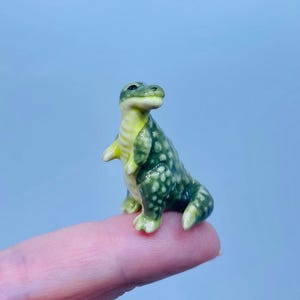 Miniature T-Rex Tyrannosaurus Rex Dinosaur Hand Painted Collectable Ceramic Ornament Diorama Gift