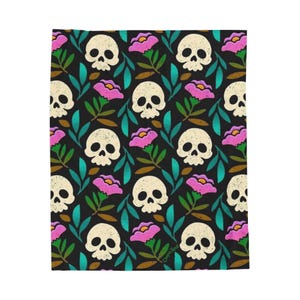 Skull Floral Velveteen Plush Blanket - Cozy Home Decor, Halloween Gift, Couch Throw, Party Blanket, Skulls and Flowers Design