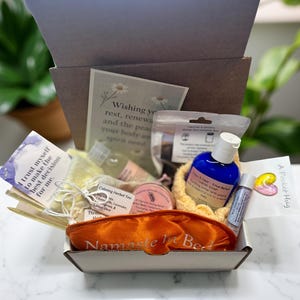 Gute Besserung Kleine Geschenkbox | Immunsystem | Kräuterwohlstand Box | Holundersirup-Kit, Tee, Vapour Rub, Affirmationskarte | 'meliert'