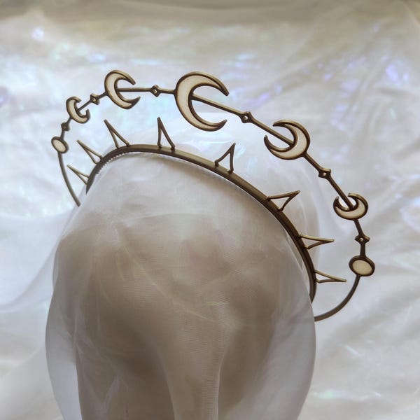 Moon and spikes headpiece