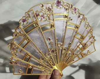 Ventaglio a mano con fiori di ciliegio