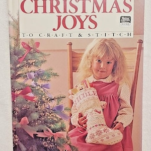 Better Homes and Gardens Christmas Joys to Craft & Stitch (Anglais) Relié – 1 janvier 1985