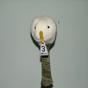 Knitted Pattern for Albatross Golf Club Cover © 2016 Under the Title of Birds of Golf