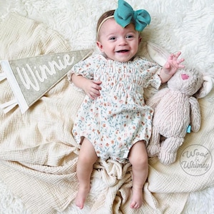 Personalized Name Pennant | Baby Shower Gift | Girl Name announcement | Name Banner Flag | Baby Girl Personalized I Gender Reveal, Nursery