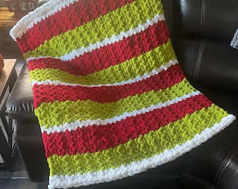 Grinch Chunky knit blanket and throws