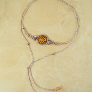 Lariat dubbele wrap ketting, macramè kit en patroon stap voor stap