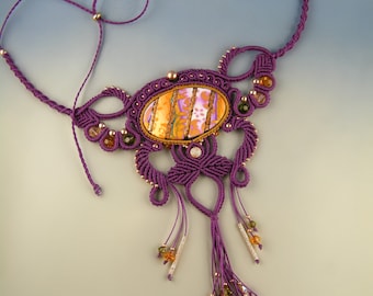 Insolence,  freeform macramè necklace tutorial step by step