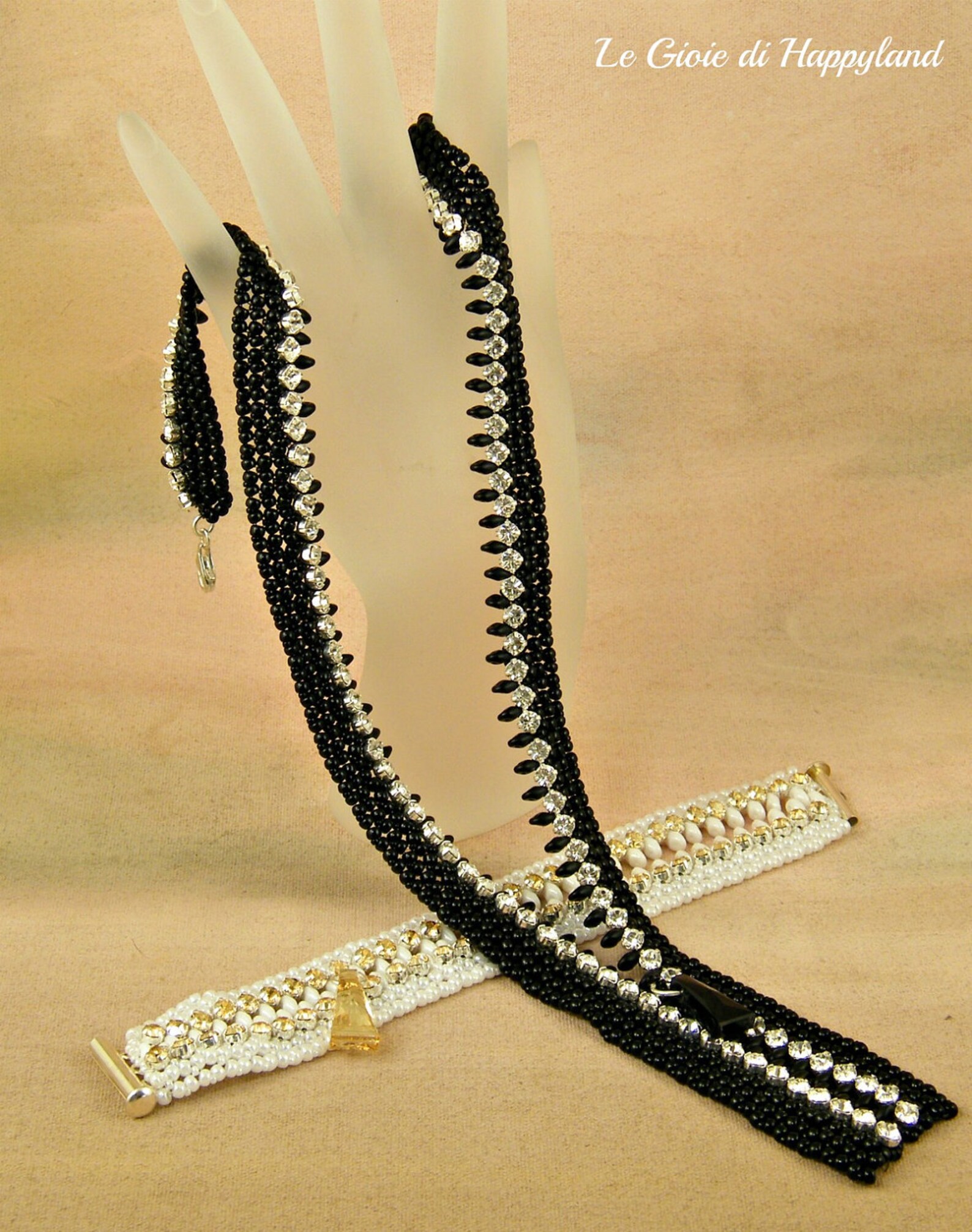 how to use zipper necktie