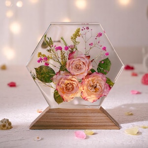 Custom Night Light, ROSE FLOWERS Resin Lamp, Flower Epoxy Resin Lamp, Flower Bedside Lamp, Unique Gifts For Her, Aesthetic Decoration Lights
