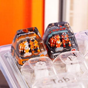 Astronaut Artisan Keycap, Galaxy Spacebar Keycaps, Gravity in Interstellar Space Keycap For Mechanical Keyboard, Birthday Gift