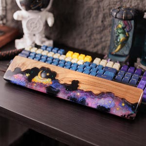 Galaxy Resin Wrist Rest, Resin Keyboard Wrist Rest, Custom Wooden Resin Wrist Rest, Custom Keyboard Wrist Rest, Handmade Gift,  space rest