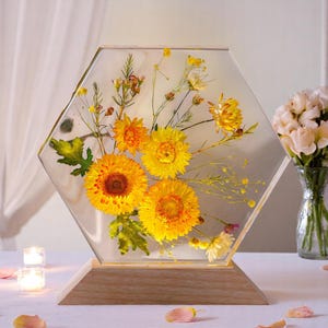 Flower Table Lamp, SUNFLOWERS Resin Lamp, Aesthetic Decoration Lamp, Custom Flower Night Light, Rose Epoxy Resin Lamp, Unique Gifts For Her