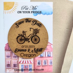 Aimant de mariage en bois personnalisé | Réservez cette date rustique | Cadeau de mariage vélo vintage | Aimant de mariage personnalisé | Faveurs personnalisées