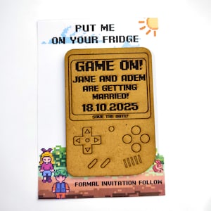 Aimant de mariage en bois personnalisé | Rendez-vous sur GameBoy | Cadeau de mariage personnalisé | Aimant de mariage personnalisé | Faveur personnalisée