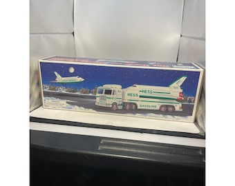 1999 HESS "toy truck and space shuttle with salellite
