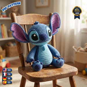 Wzór szydełkowy Stitch Amigurumi w formacie PDF: Pluszowy kosmita w kolorze niebieskim – angielski, niemiecki, francuski, hiszpański