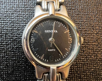Vintage Geneva Ladies Wrist Watch, Stainless Back, Quartz, Runs Well, Minimalist Design