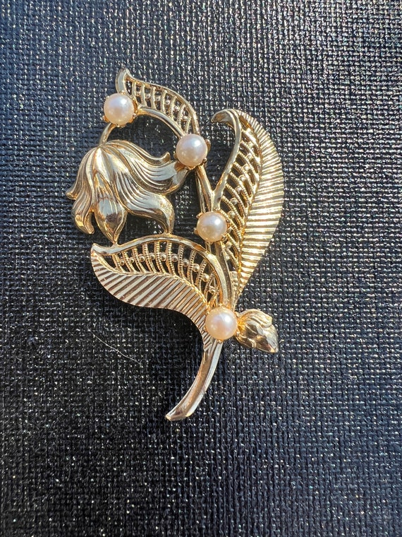 Vintage Gold Tone, Lily of the Valley Brooch with… - image 2