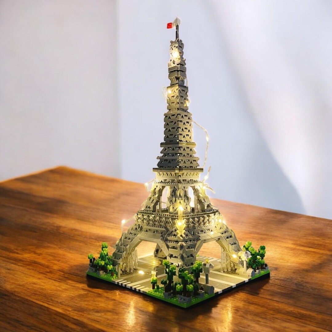 Paris Eiffel Tower Micro Mini Building Blocks Set LED Illuminated Toy ...
