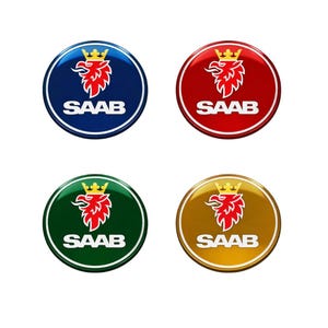 Könnte beinhalten: Vier runde SAAB-Embleme in Blau, Rot, Grün und Gold. Jedes Emblem zeigt einen roten Greif mit goldener Krone und das Wort "SAAB" in Weiß. Geeignet für Autoenthusiasten.