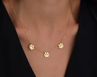 Christmas Gifts Paw Print Name Necklace, Personalized Tiny Dog Paw Necklace, Minimalist Paw Necklace, Animal Necklace, Pet Necklace,