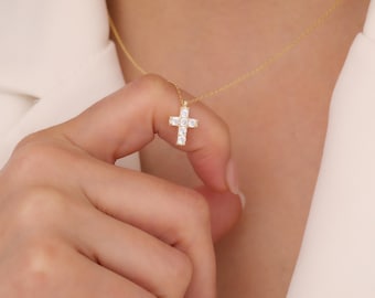 Cross Necklace,Christmas Gifts,Cross Necklace Gold,Valentine's day gift,Mother's day gift,Cross necklace women unique,Mother's Day Gift