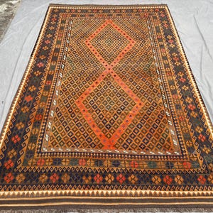 Vintage 1980er Jahre Kelim Teppich, Kilim Teppich, Kilim Teppich, Kilim Teppich, Handgewebt, Handgefertigt, Wollteppich, Flachgewebe, Terrakotta Teppich