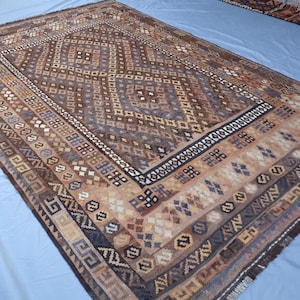 1970er Jahre Antiker Kelim Teppich | Türkisch Inspirierter Terrakotta Kelim Teppich | 200x300 Handgefertigter Flachgewebe Kelim Teppich aus Wolle | Orientteppich | Schlafzimmer Teppich