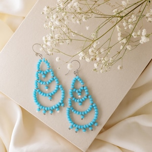 Türkis Kronleuchter Ohrringe, übergroße Baumeln Ohrringe, große Boho Perlen Kronleuchter Ohrringe Ästhetischer Schmuck Edelstahl
