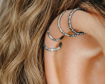 Pendiente de aro facetado con corte de diamante • Anillo de cartílago sin costuras de plata de ley • Piercing de hélix o concha