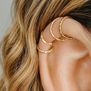 Diamond Cut Helix Hoop - Tiny Cartilage Earring - Endless Ring Hoops - 14g to 26g - 3mm to 15mm