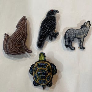lot of 4 custom made beaded animal pins