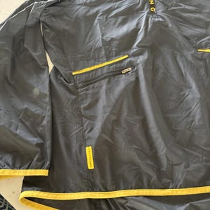 Y2K Nike LIVESTRONG Windbreaker Jacket Mens XL Black 1/4 Zip Nike Fit Running image 3