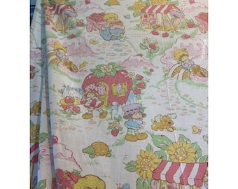 Vintage 1980 Strawberry Shortcake Twin Sheet Set 3 Piece American Greetings
