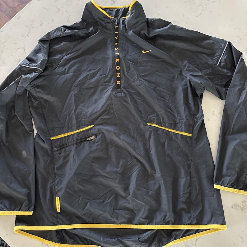 Y2K Nike LIVESTRONG Windbreaker Jacket Mens XL Black 1/4 Zip Nike Fit Running image 1
