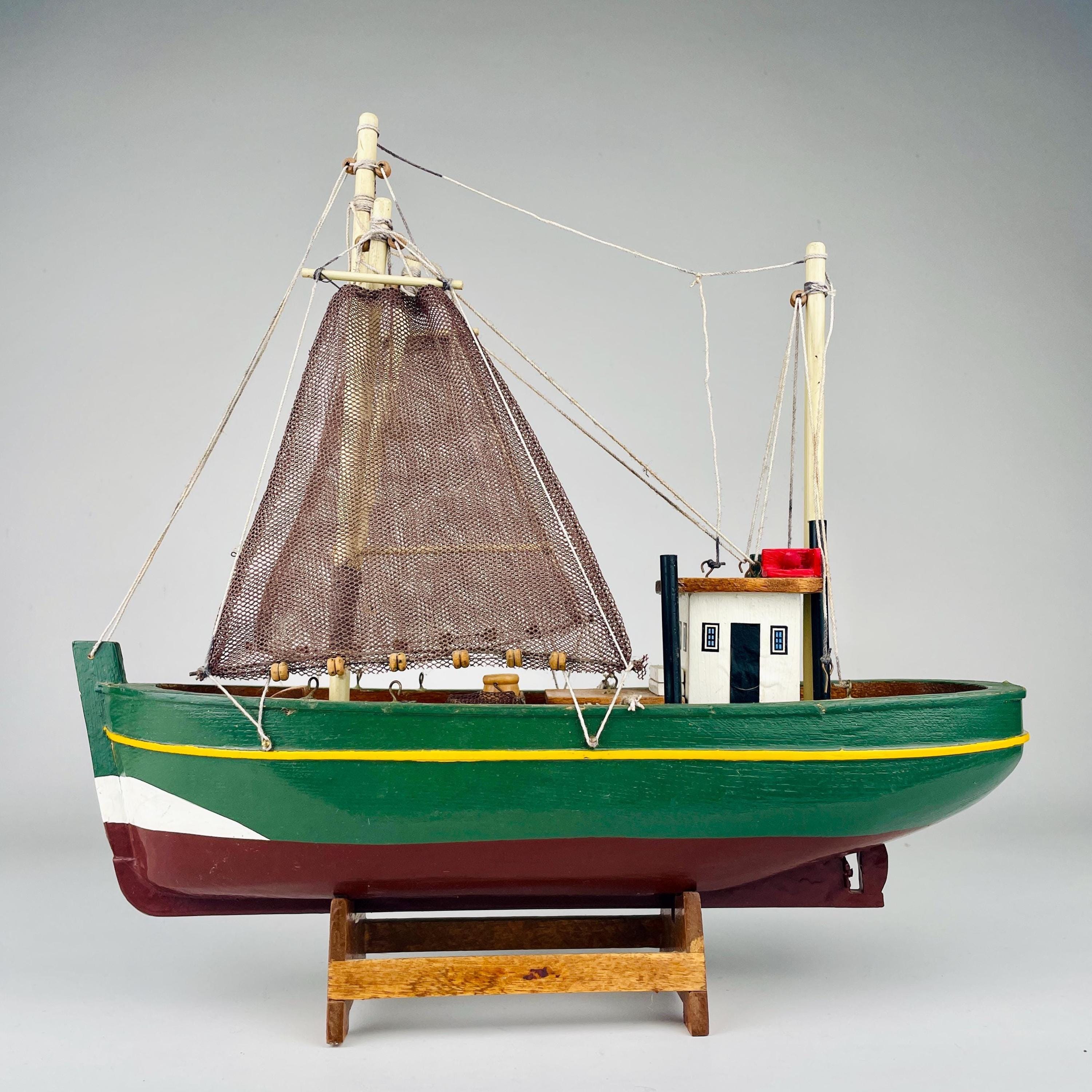 Modellino barca a vela vintage in legno (anni '20), | Deesup