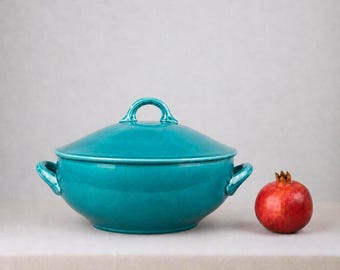 Vintage French Green Serving Bowl – Ceramic Tureen 1960s Casserole Dish – 32cm Wide
