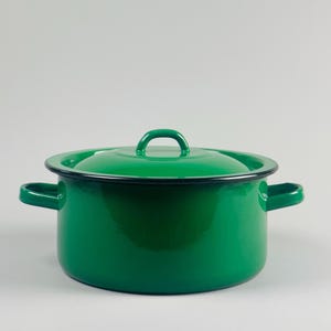 Large French Green Enamel Pot with Lid – 1960s Vintage Enamelware Style – 33cm Wide
