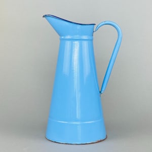 Vintage French Blue Enamel Water Pitcher – Rustic Farmhouse Jug with Spout & Handle – Circa 1940 – 34.5cm Tall